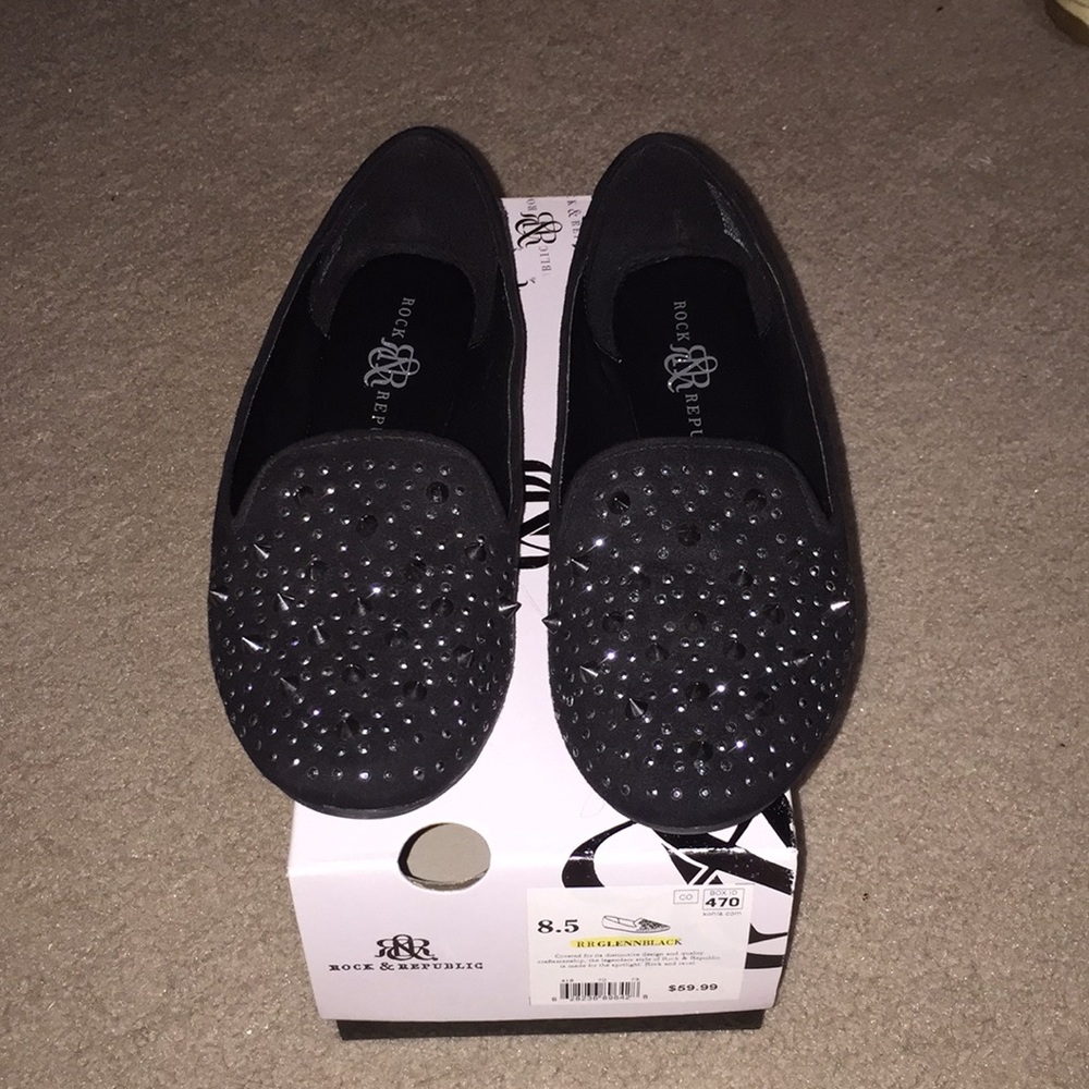 Rock & Republic Black embellished flats. Size 8.5